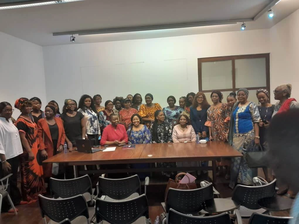 Meeting of women responsible for structures
